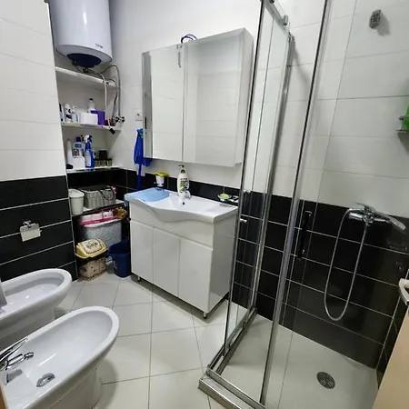 1-bedroom Unit In *