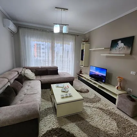 Apartment 1-bedroom Unit In *