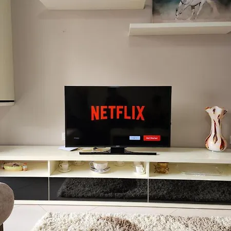 Apartment 1-bedroom Unit In Tirana