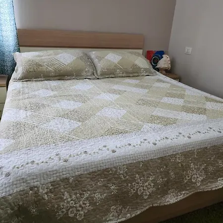 1-bedroom Unit In